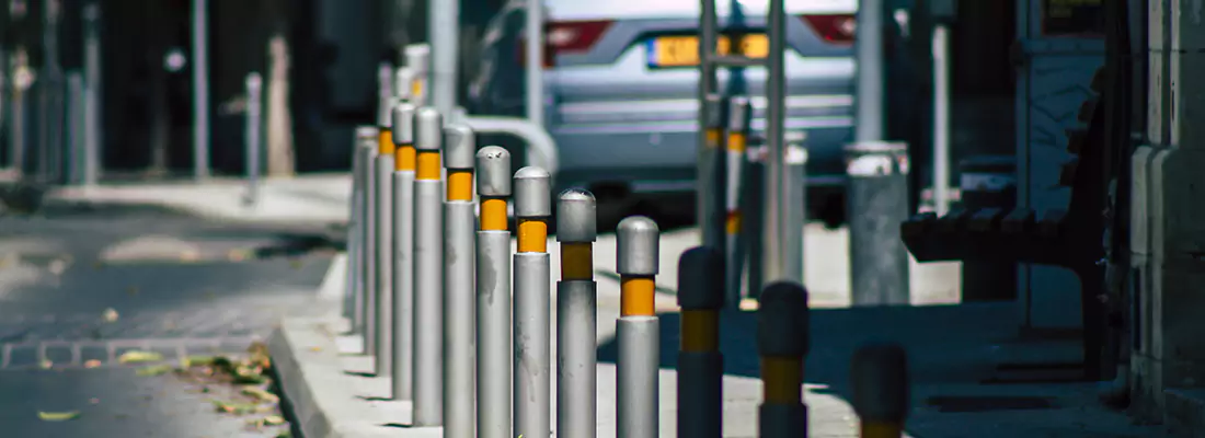 Safe and Convenient Retractable Barrier Column Systems for Properties in Cape Coral, FL